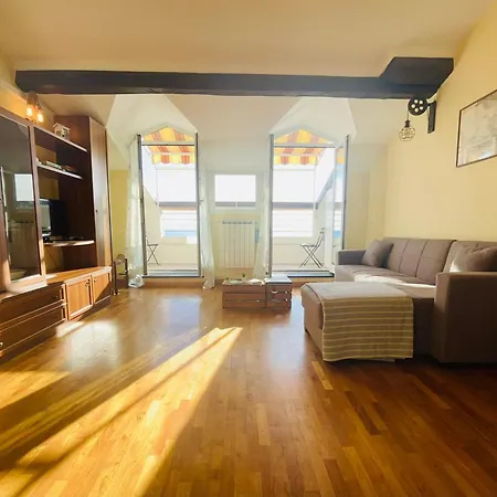 Maison Du Port Vieux Apartment Sanremo
