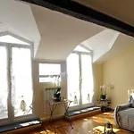 Maison Du Port Vieux 公寓 *