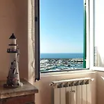 Maison Du Port Vieux 圣雷默