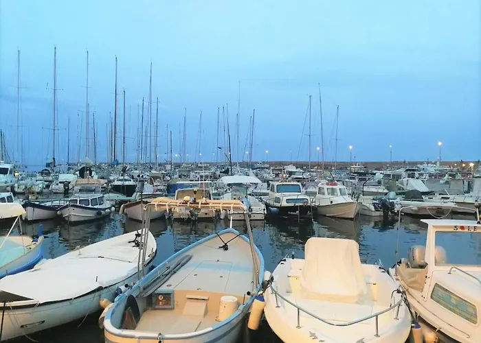 Maison Du Port Vieux * Sanremo