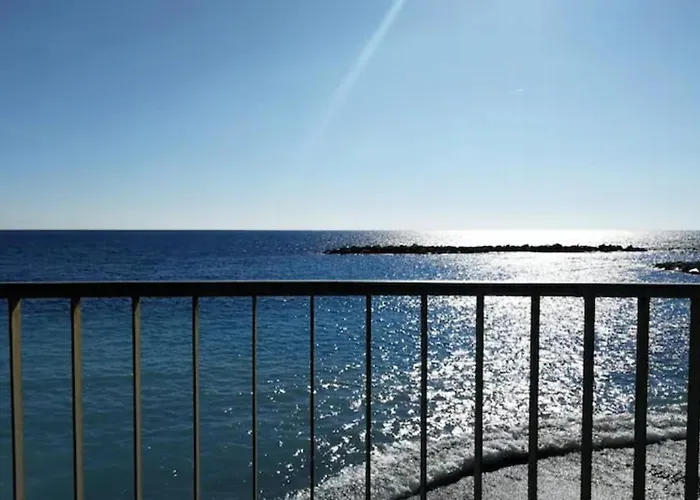 Maison Du Port Vieux * Sanremo